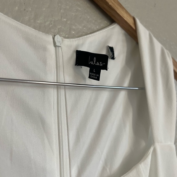 NWOT Enticing Endeavors White Jumpsuit wedding Bridal - Picture 6 of 6